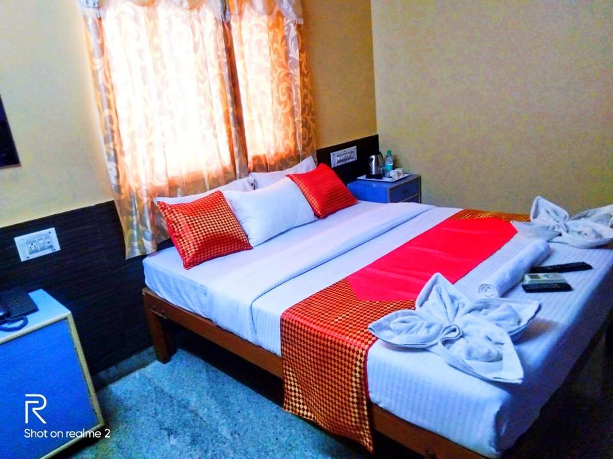 Oyo 75854 Hotel Harsha Residency 班加罗尔 外观 照片
