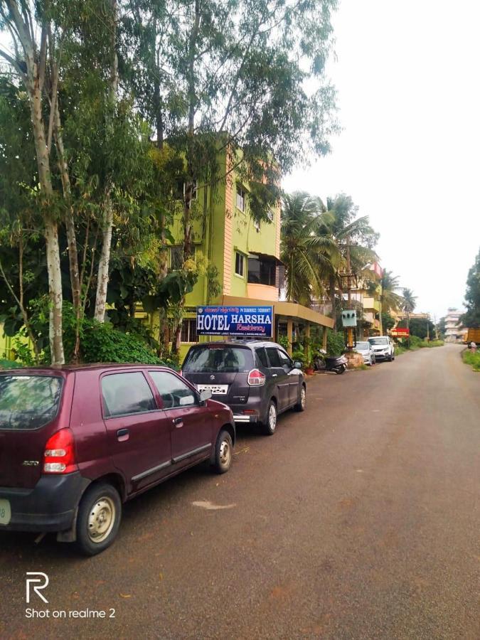 Oyo 75854 Hotel Harsha Residency 班加罗尔 外观 照片
