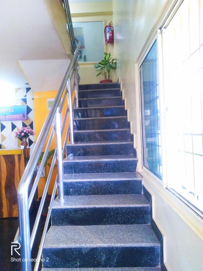 Oyo 75854 Hotel Harsha Residency 班加罗尔 外观 照片
