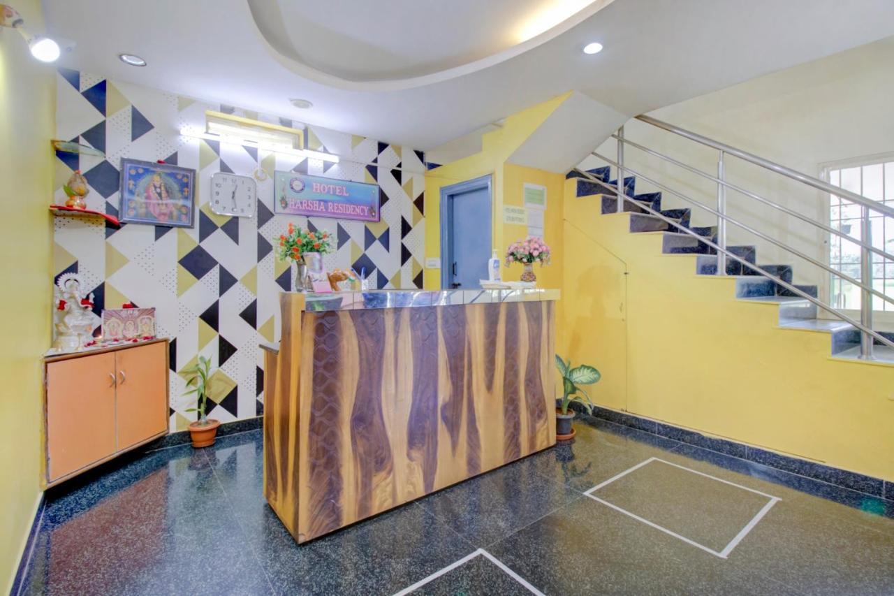 Oyo 75854 Hotel Harsha Residency 班加罗尔 外观 照片