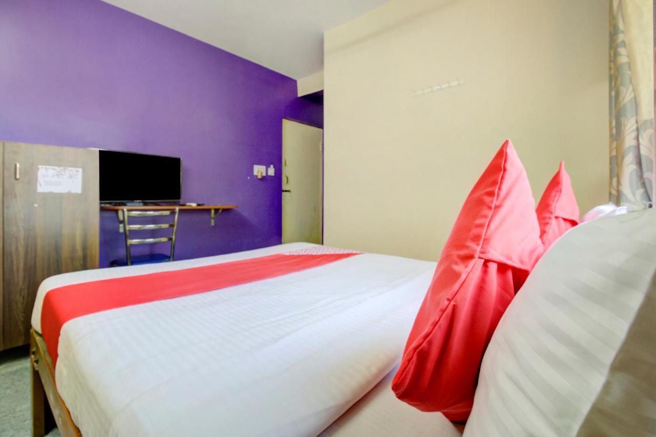 Oyo 75854 Hotel Harsha Residency 班加罗尔 外观 照片